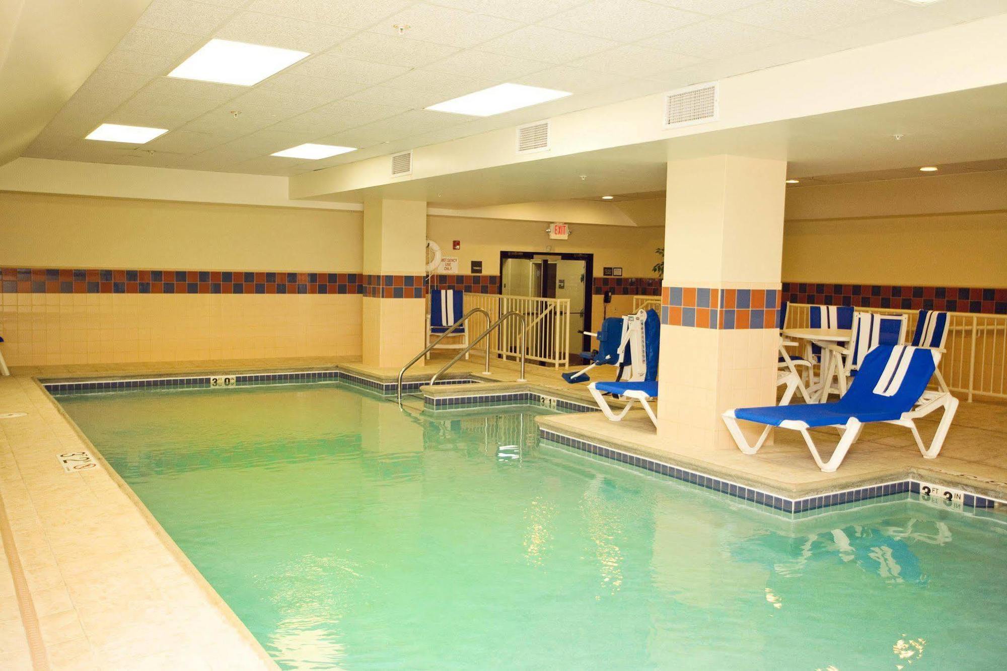 Hampton Inn Freeport Exteriör bild